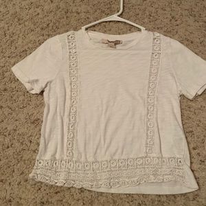 White flower t-shirt